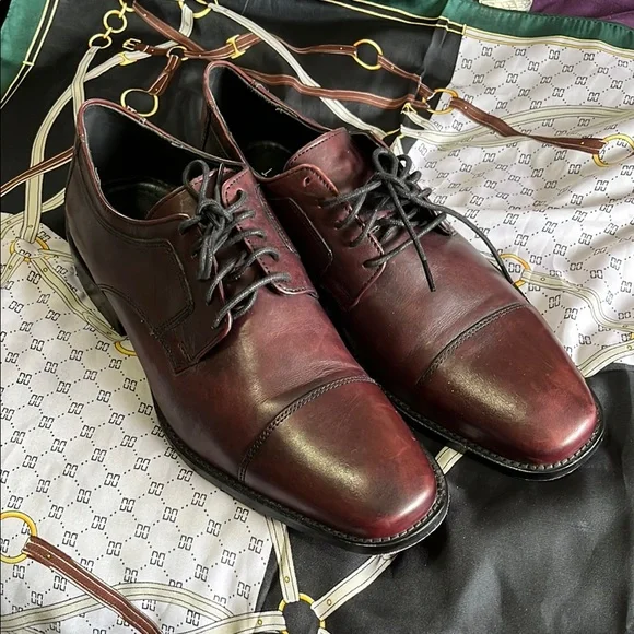 Johnston & Murphy | Shoes | Johnston Murphy Brown Oxfords  display picture 2